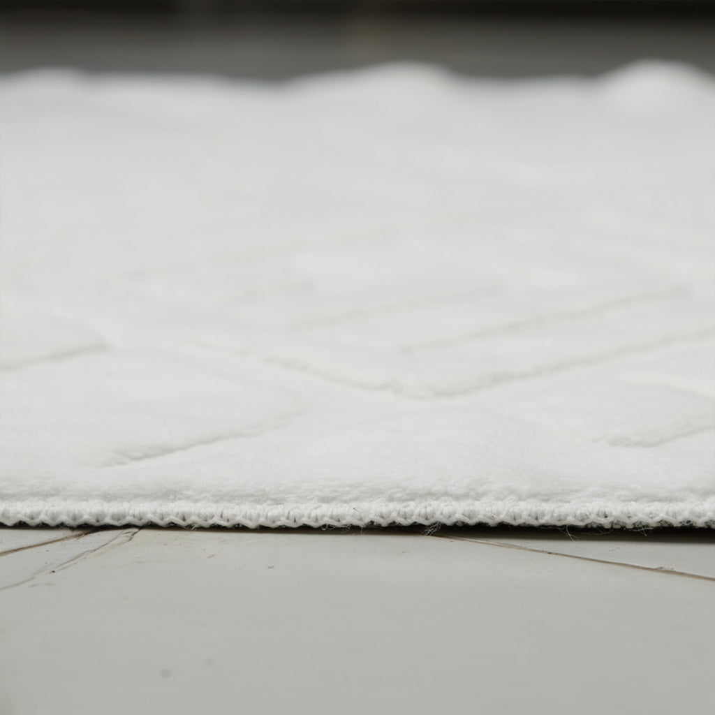 Patterned White Plush Area Rug