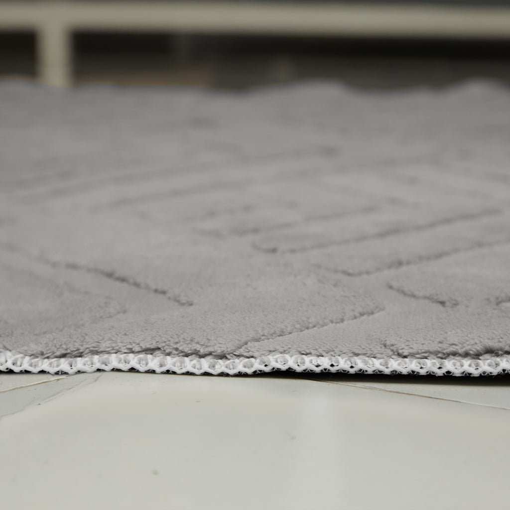 Patterned Gray Plush Area Rug