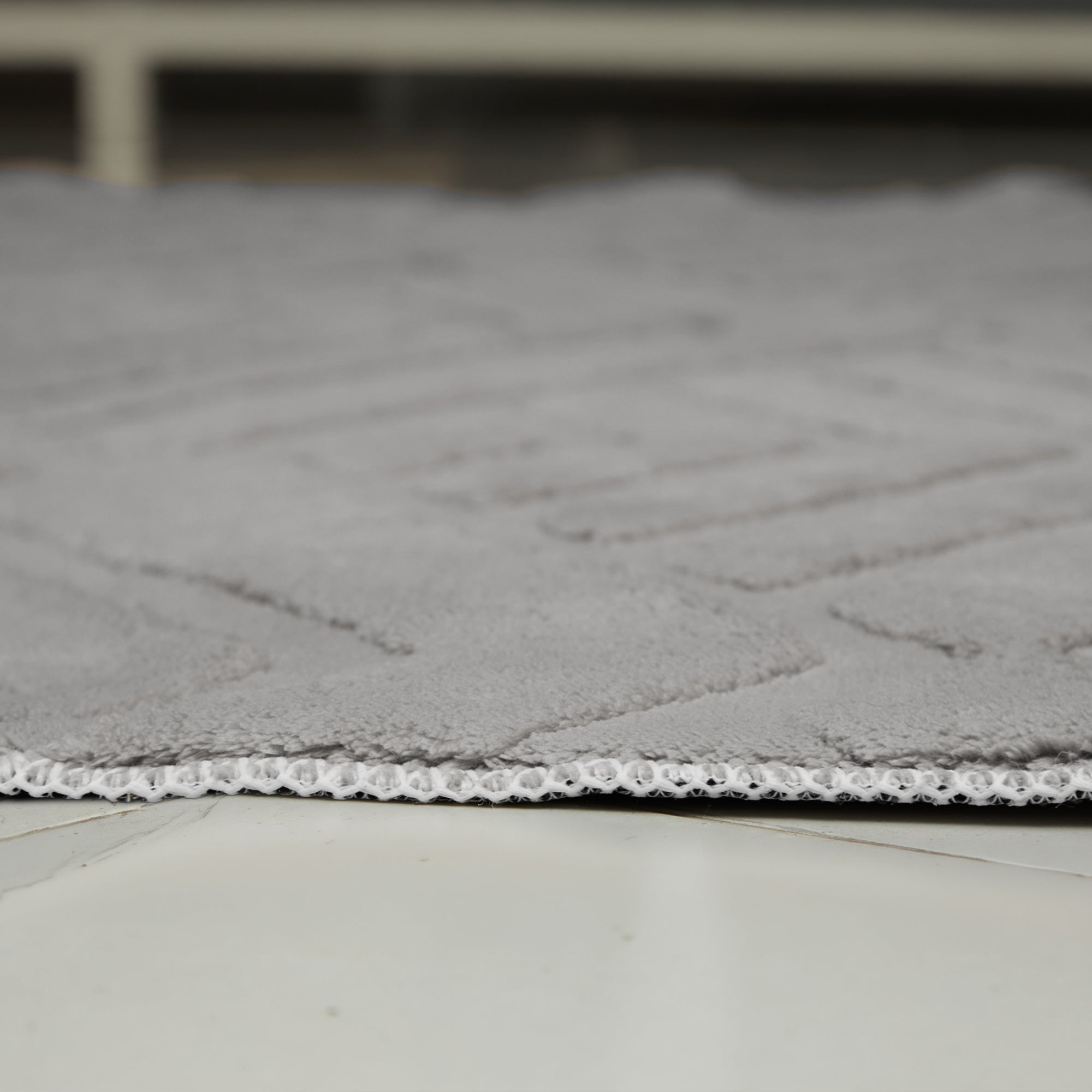 Patterned Gray Plush Area Rug