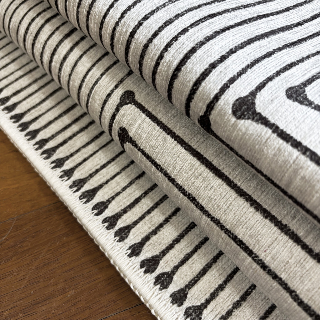 'Mega Flash Sale' Ossa Area Rug