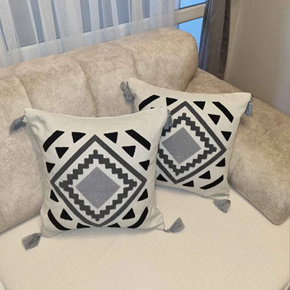 Punch Traditional Pillowcase Set