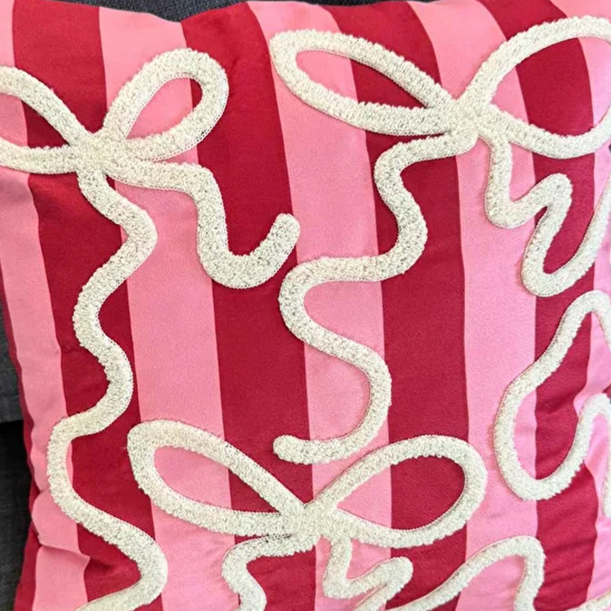 Punch Pink Bow Pillowcase