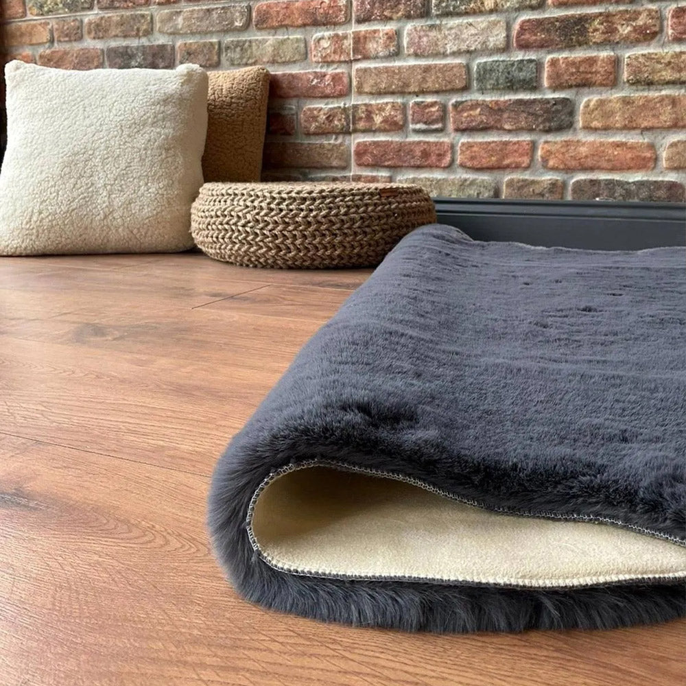 Anthracite Rabbit Plush Rug Flashrug